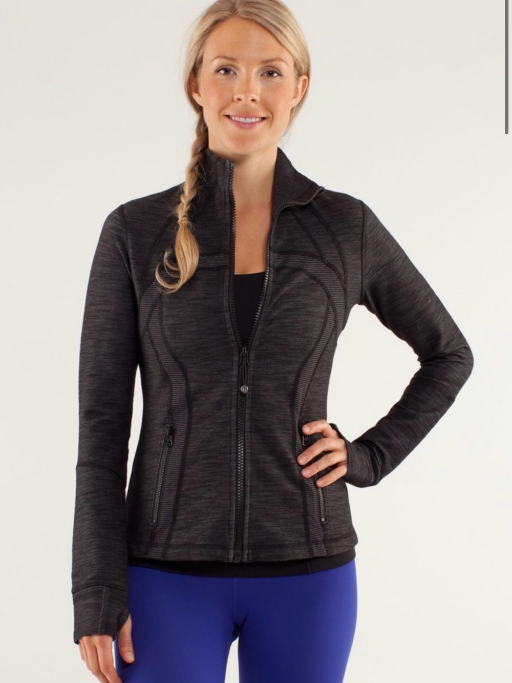 LULULEMON Define Jacket
Black Slub Denim / Tonka Stripe Black / Heathered Black